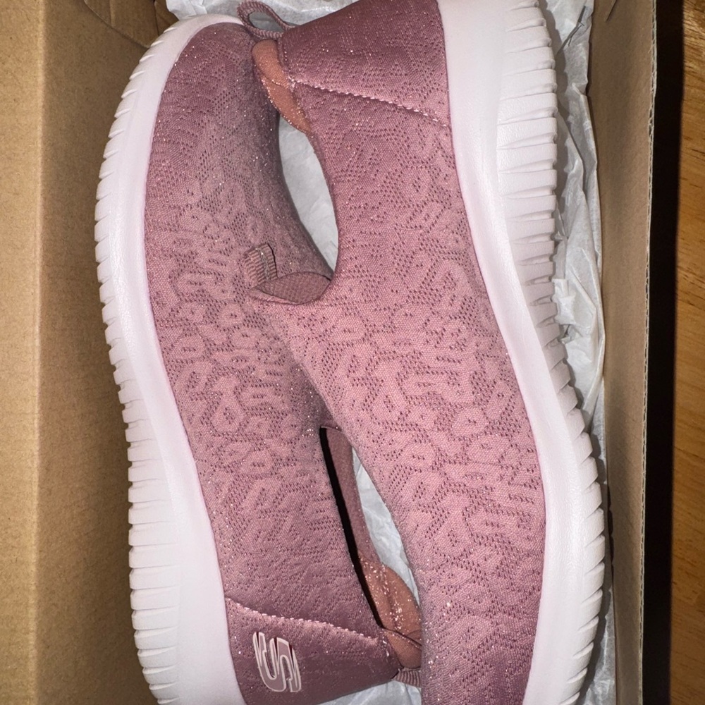 Skechers Women's Mauve Slip-On Sneakers